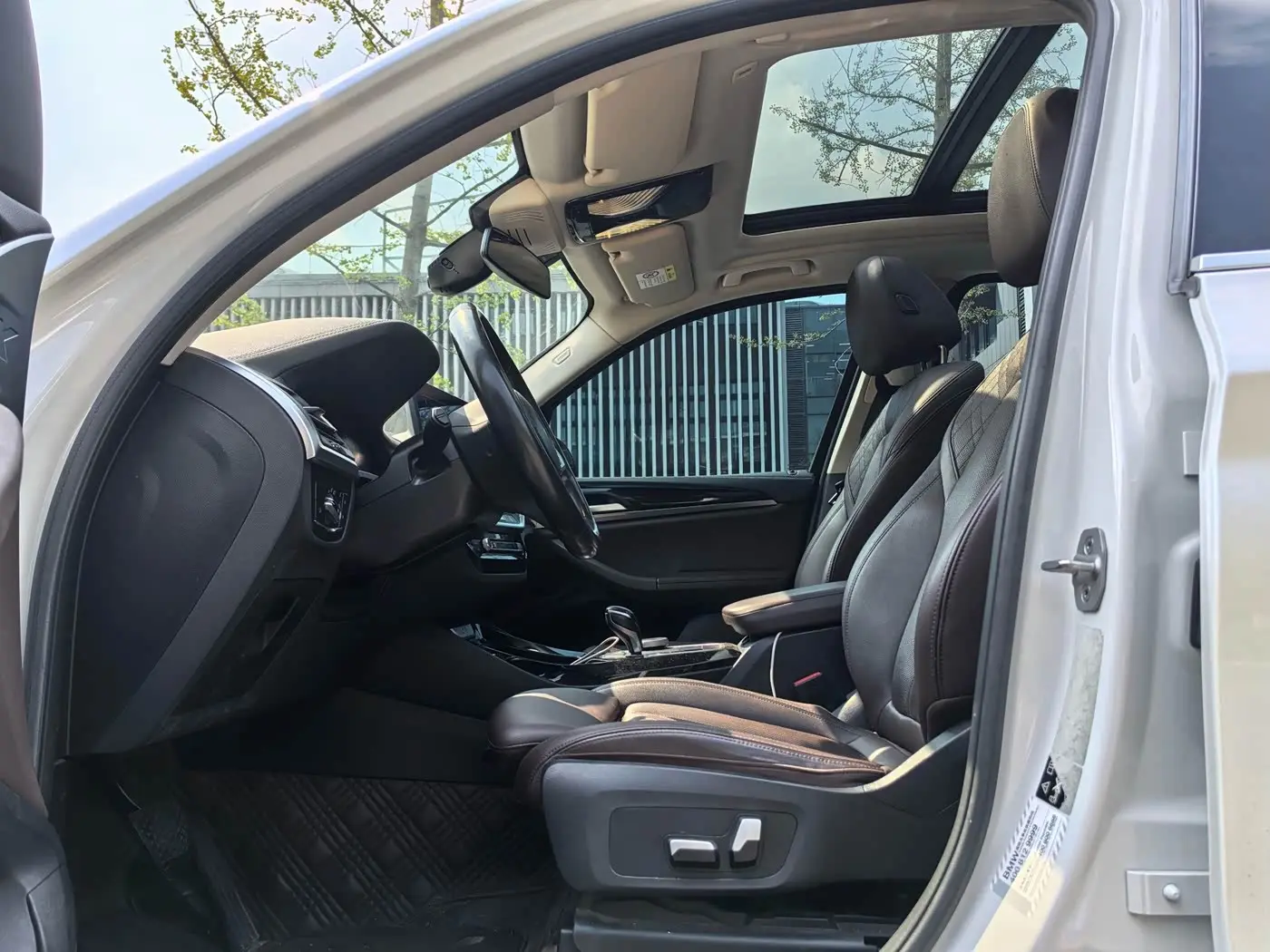 BMW X3 2021 — Photo 4/10