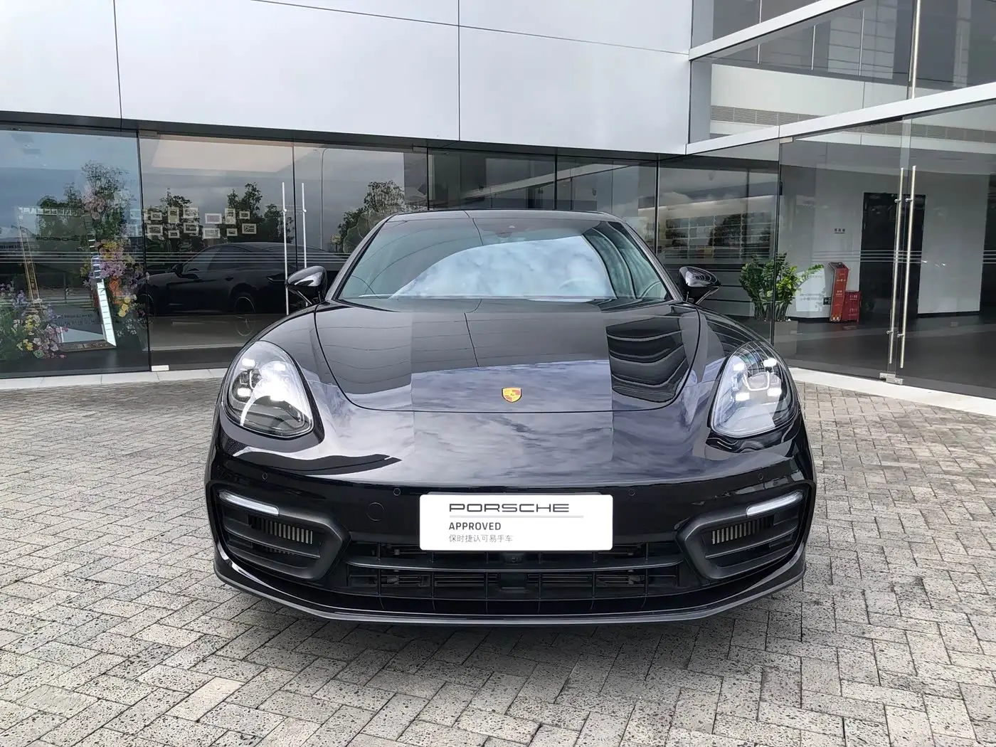 Porsche Panamera 2023 — ფოტო 3/10