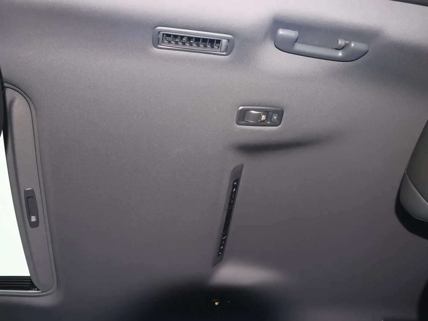 Toyota Sienna 2025 — Photo 19/20