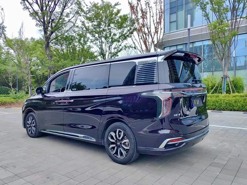 Hongqi HQ9 2023 — Фото 10/20