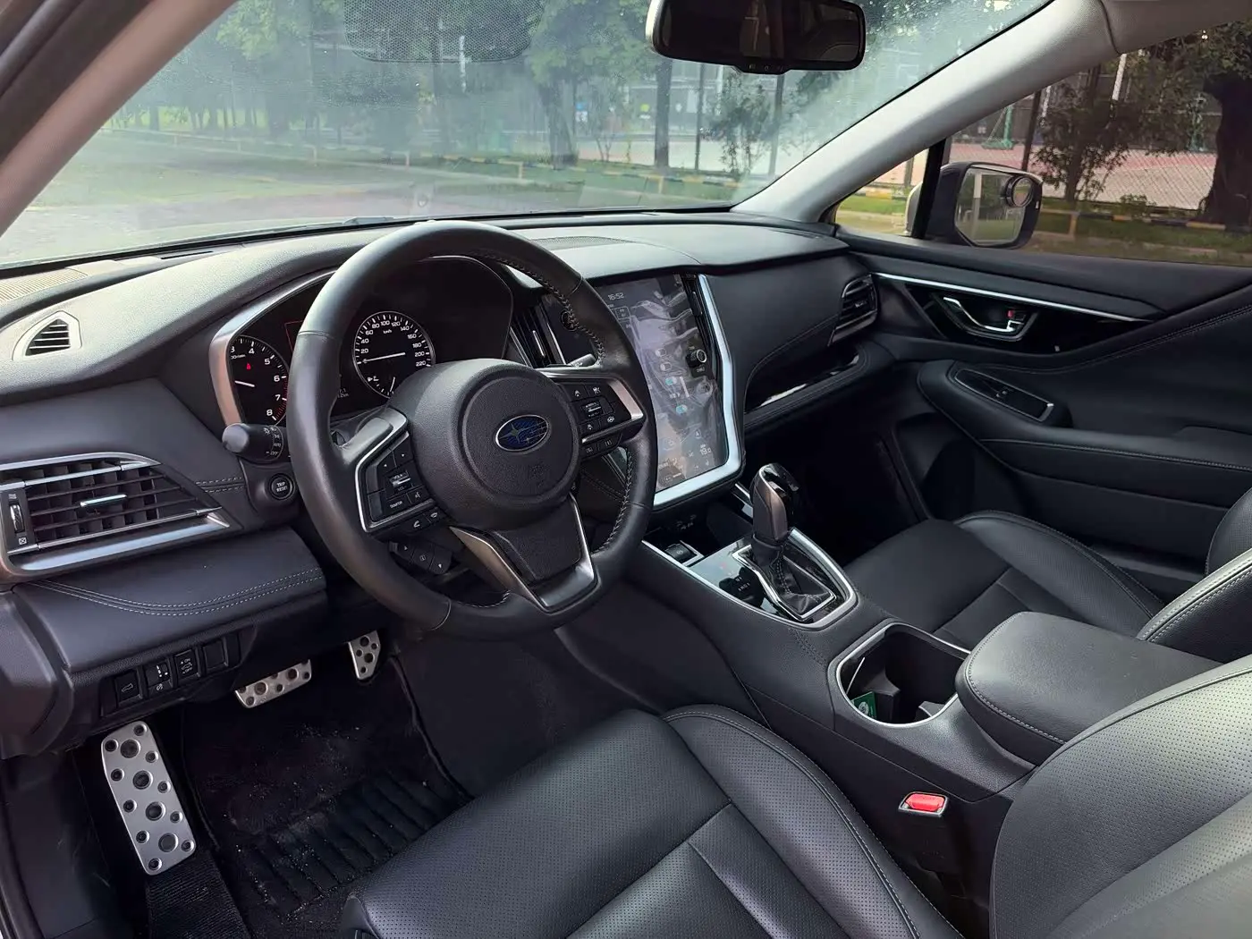 Subaru Outback 2021 — Photo 19/20