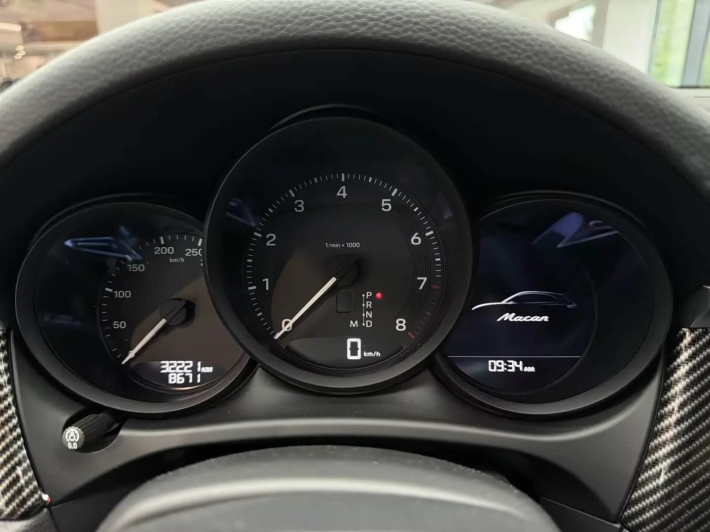 Porsche Macan 2023 — Photo 11/20