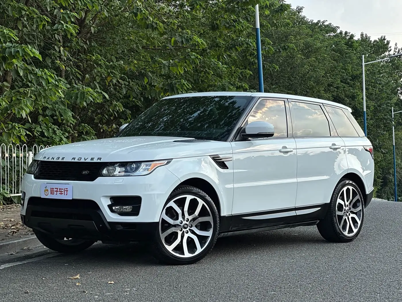 Land Rover Range Rover Sport 2016 — Şəkil 2/18