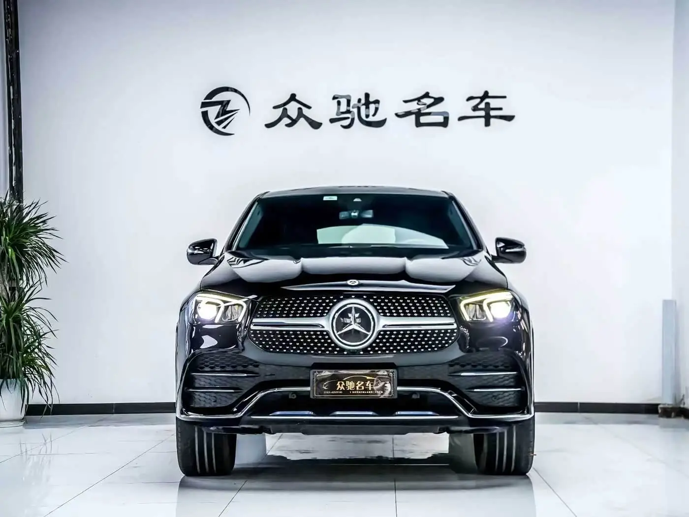 Mercedes-Benz GLE Coupe 2021 — Фото 2/12
