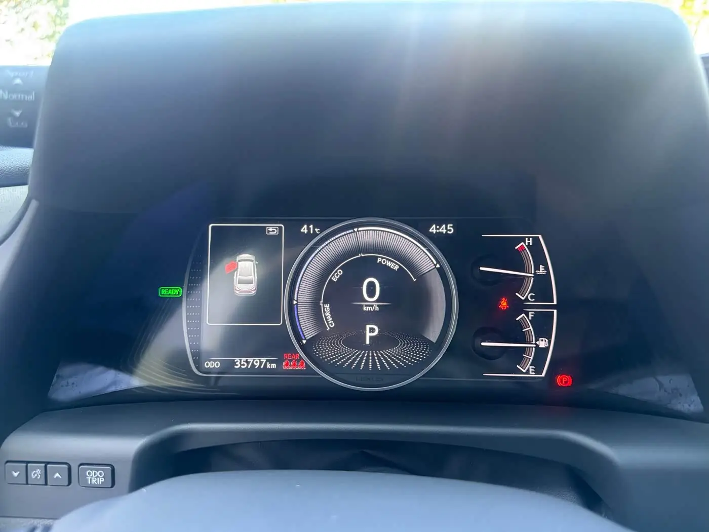 Lexus ES 2025 — Photo 5/13