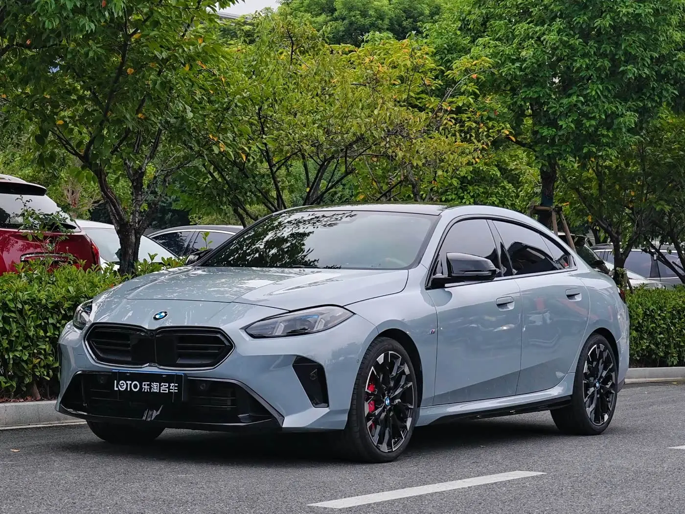 BMW M235L 2026 — Photo 1/13
