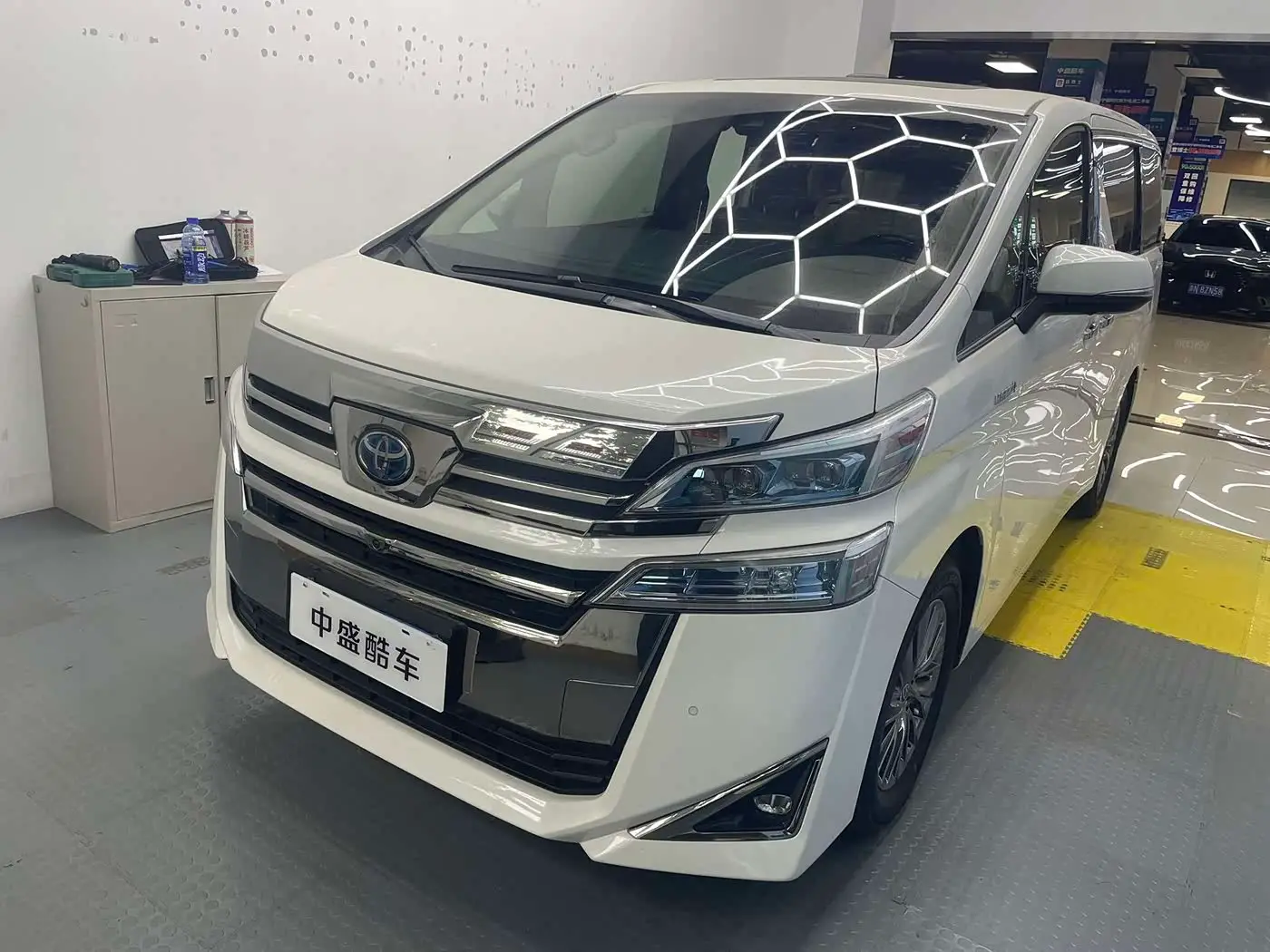 Toyota Vellfire, 2021