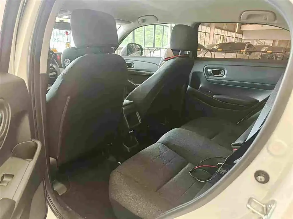 Honda Vezel 2024 — Şəkil 5/11