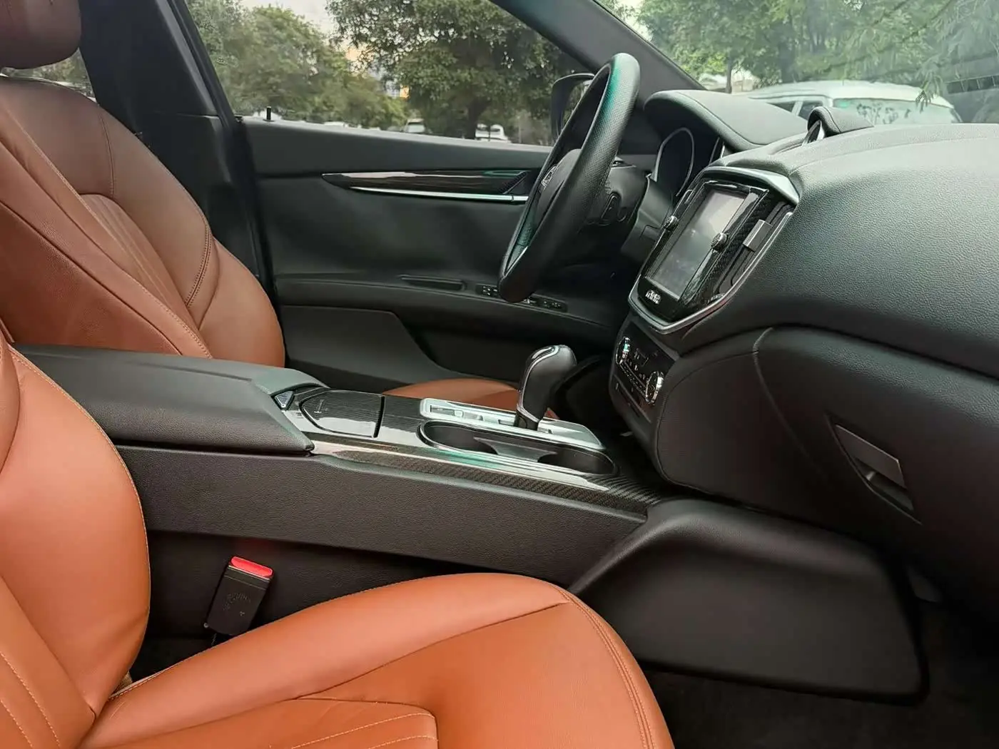 Maserati Ghibli 2017 — Photo 5/9