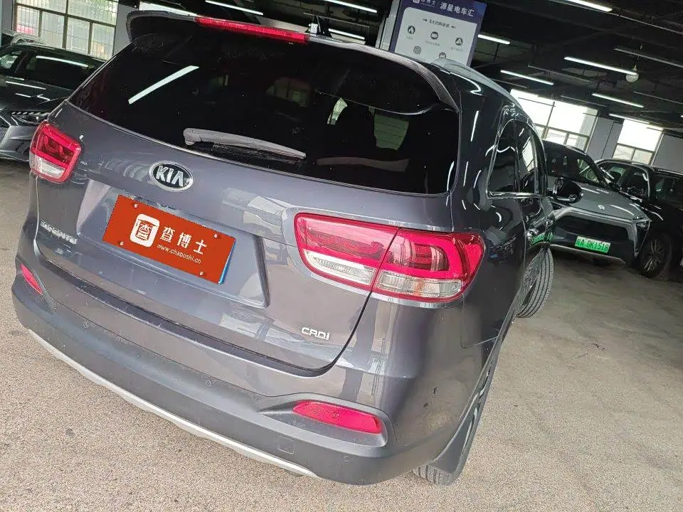 Kia Sorento 2016 — Şəkil 13/13