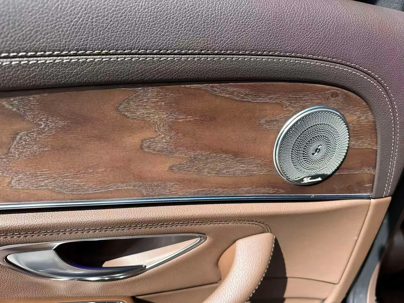 Mercedes-Benz E-Class 2019 — Şəkil 18/20