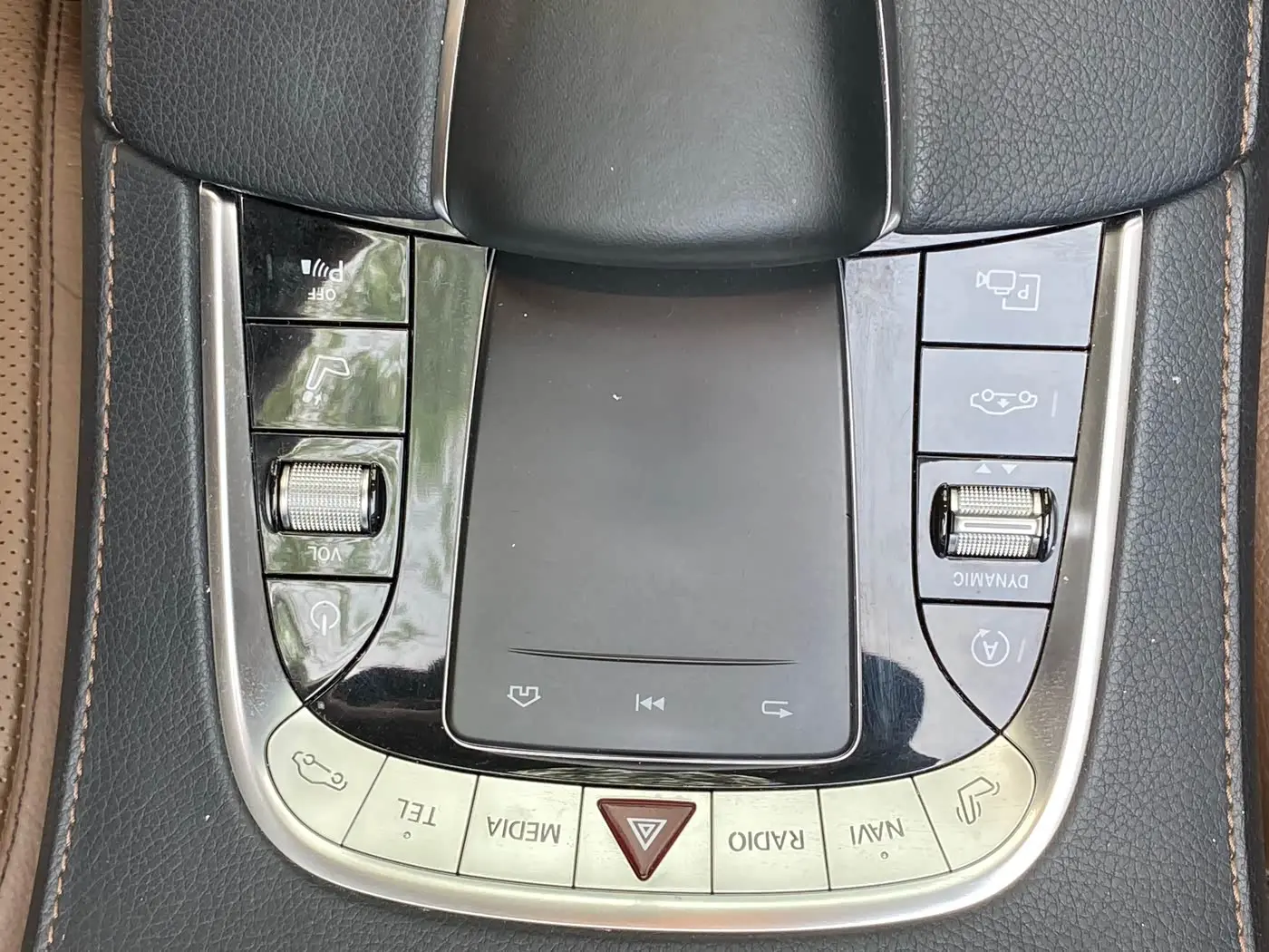 Mercedes-Benz S-Class 2019 — Photo 20/20