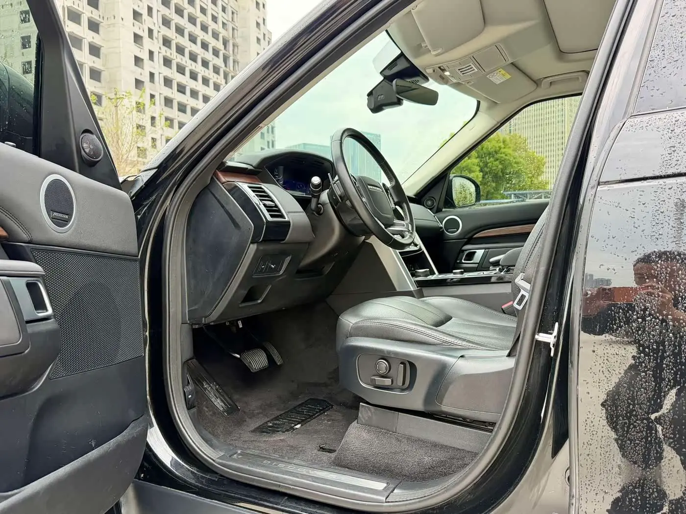 Land Rover Discovery 2020 — Şəkil 11/17