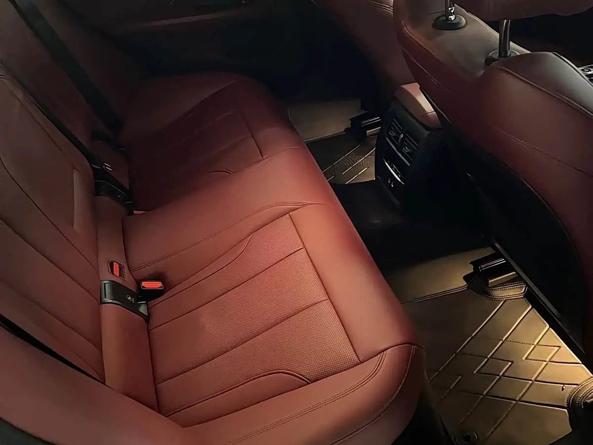 BMW 4 Series 2022 — ფოტო 7/8