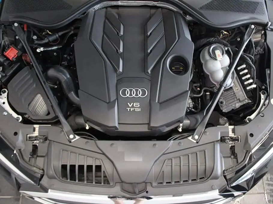 Audi A8 2020 — Фото 11/11