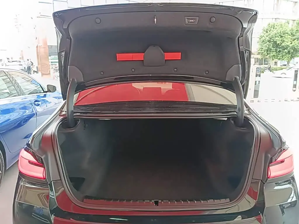 BMW 5 Series 2021 — Şəkil 19/20