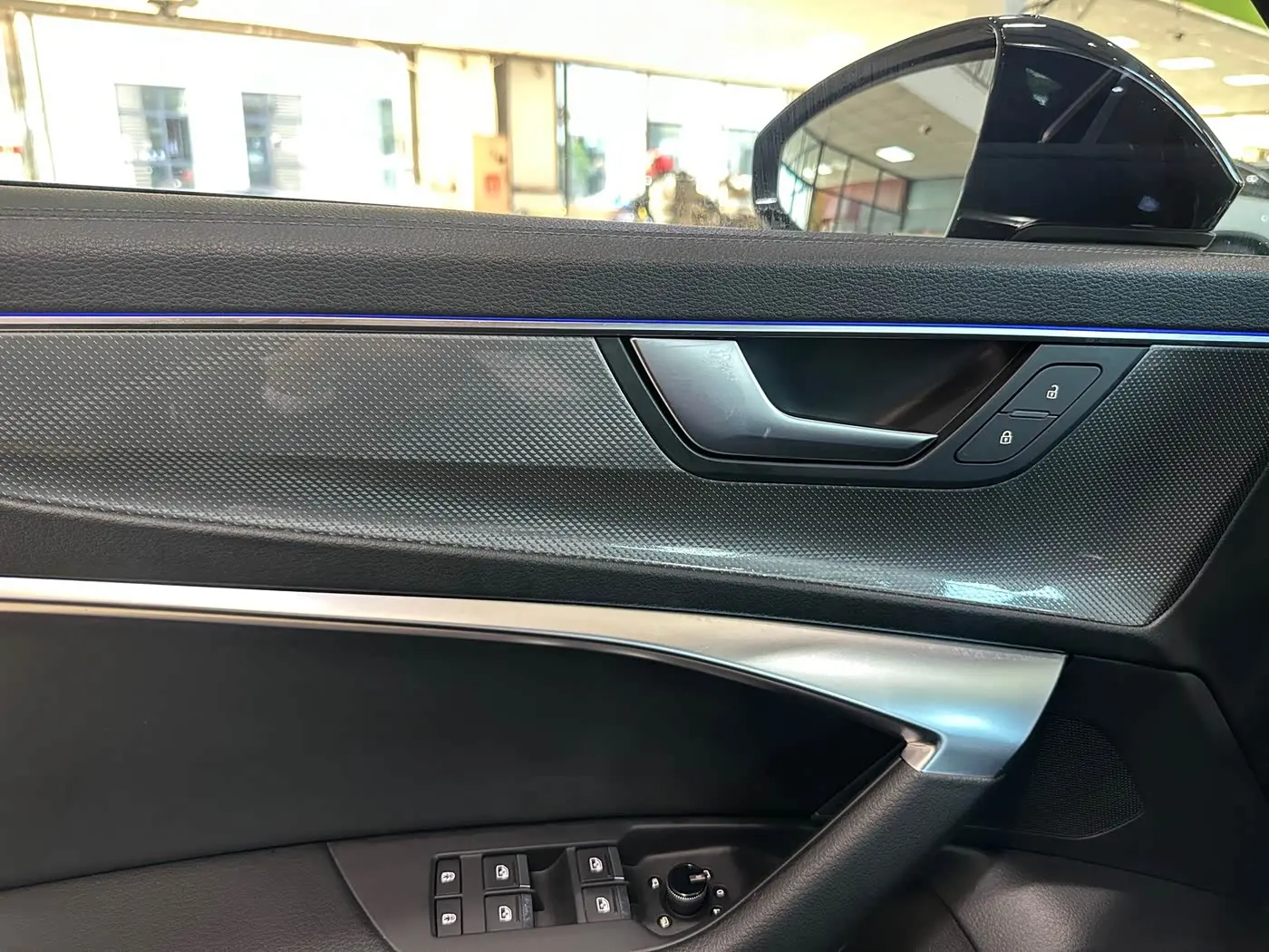 Audi A6L 2020 — Photo 13/17