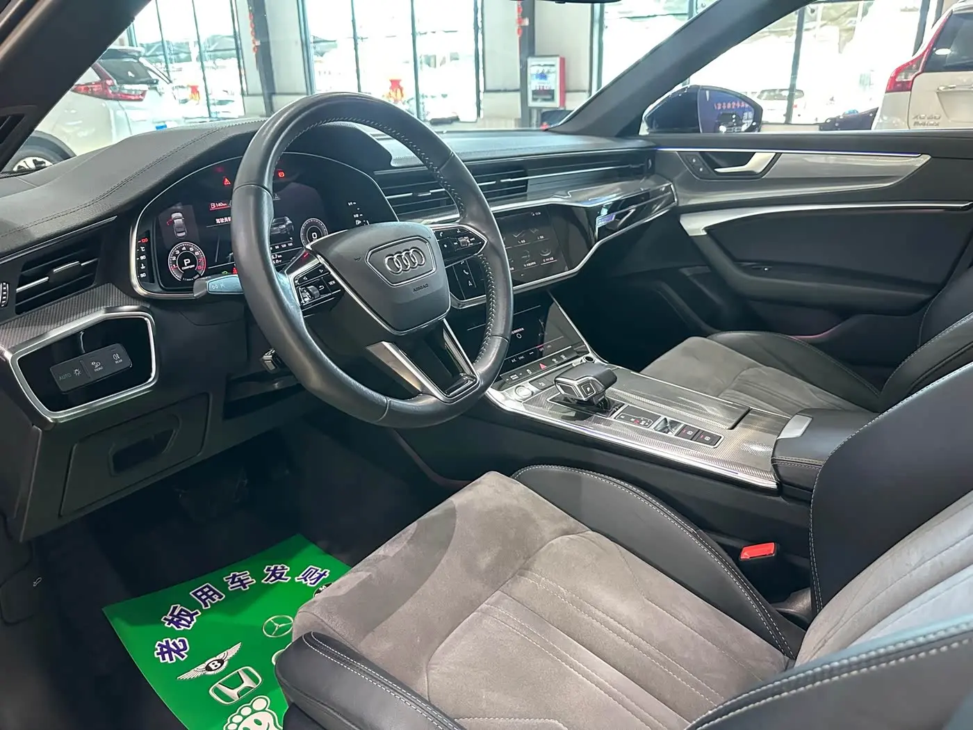 Audi A6L 2020 — Photo 4/17