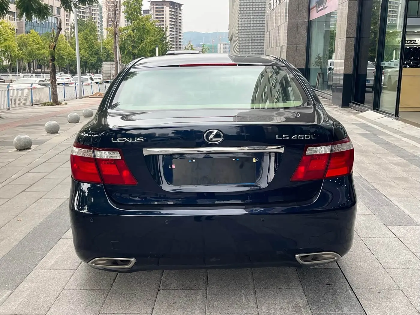 Lexus LS 2008 — Photo 6/15