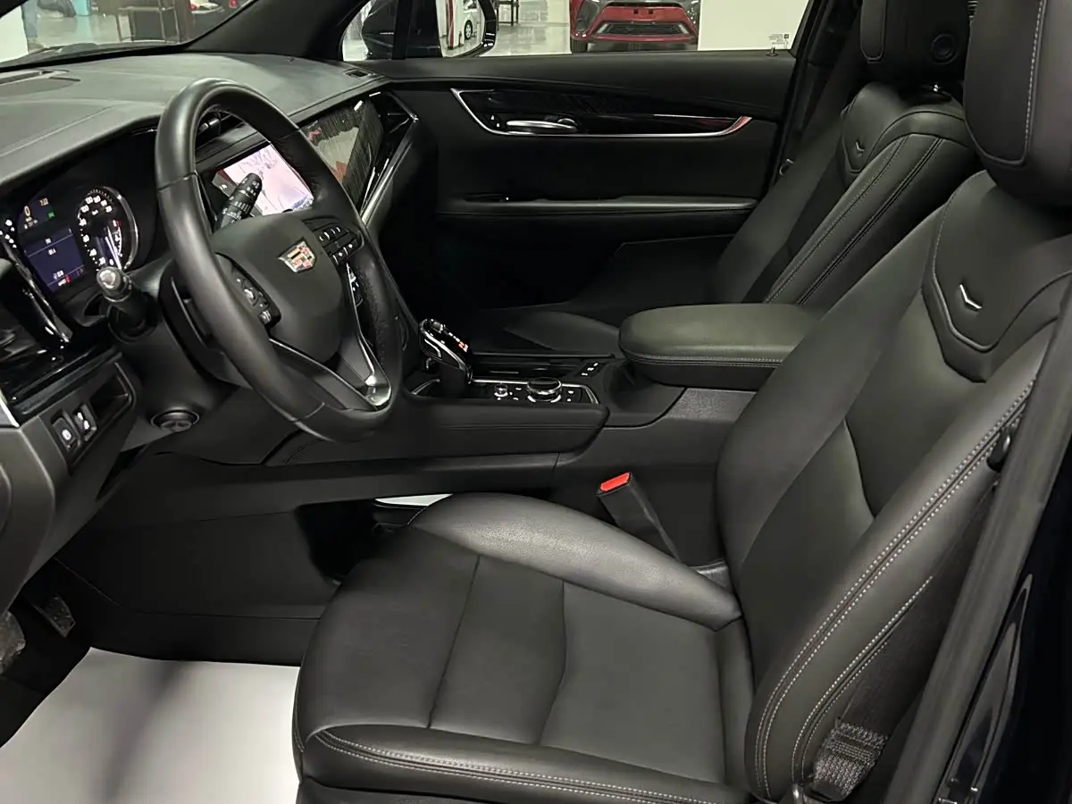 Cadillac XT6 2021 — Photo 3/16