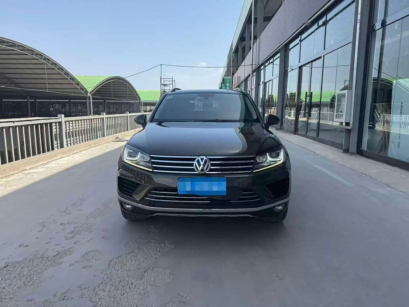 Volkswagen Touareg 2017 — Photo 2/9