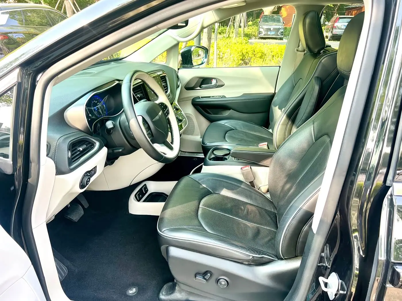 Chrysler Grand Voyager 2019 — Şəkil 8/20