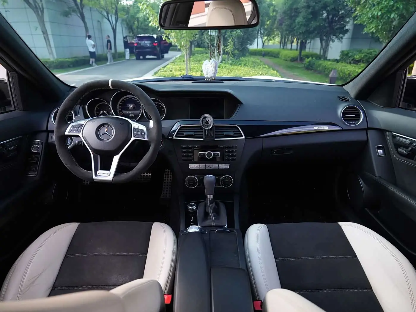 Mercedes-Benz C-Class AMG 2015 — Photo 6/13