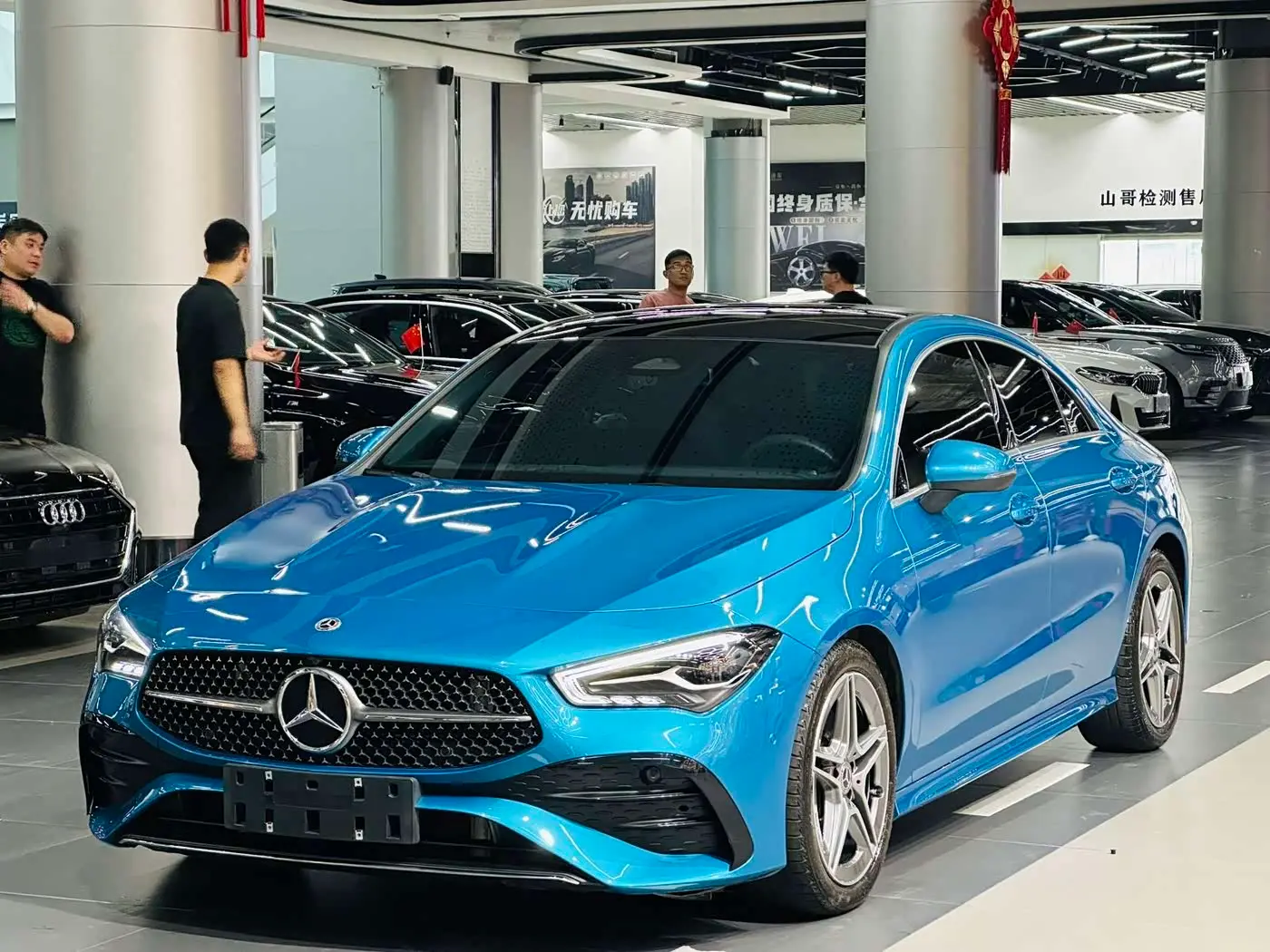 Mercedes-Benz CLA 2024 — Фото 1/9