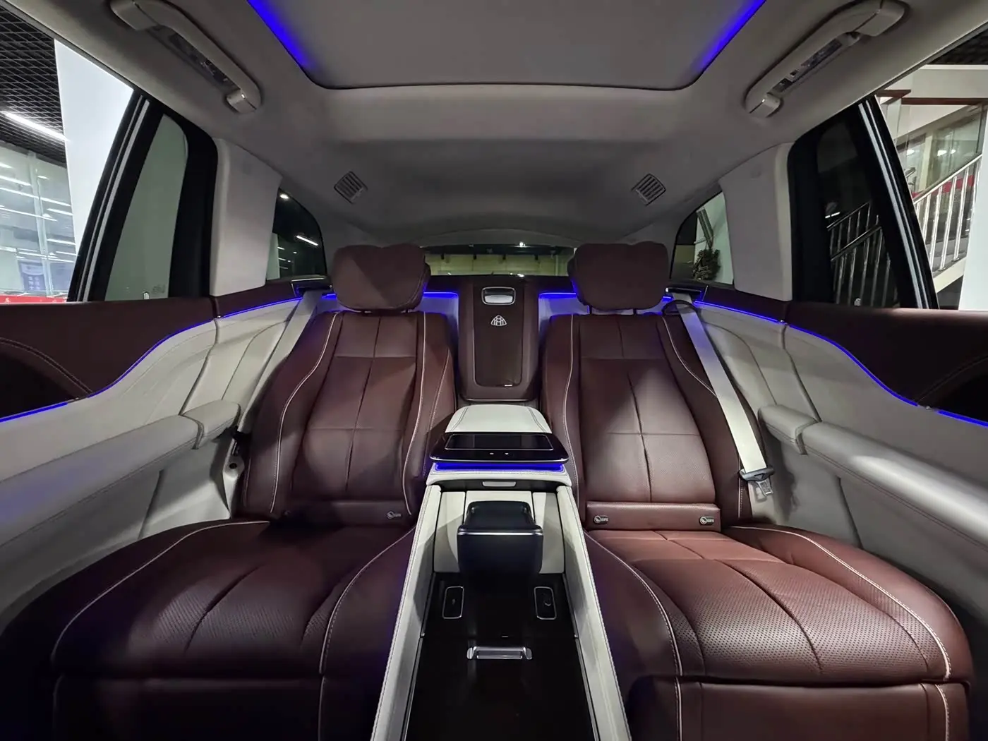 Mercedes-Benz Maybach GLS 2021 — Фото 18/18