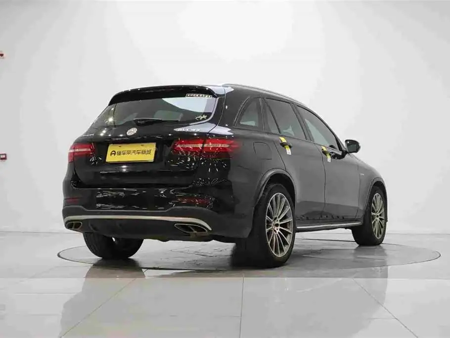 Mercedes-Benz GLC AMG 2018 — Photo 5/20