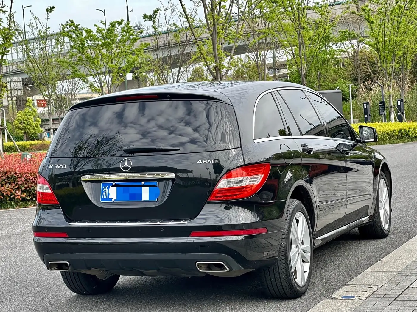 Mercedes-Benz R-Class 2017 — Şəkil 6/16
