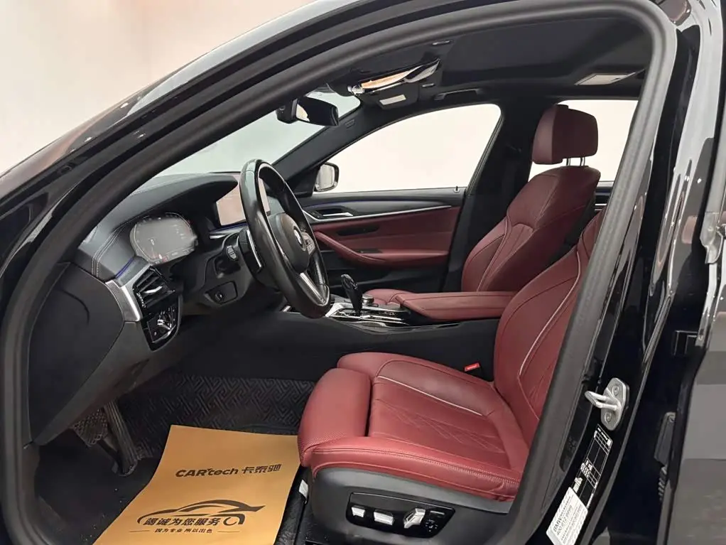 BMW 5 Series 2024 — Şəkil 8/16