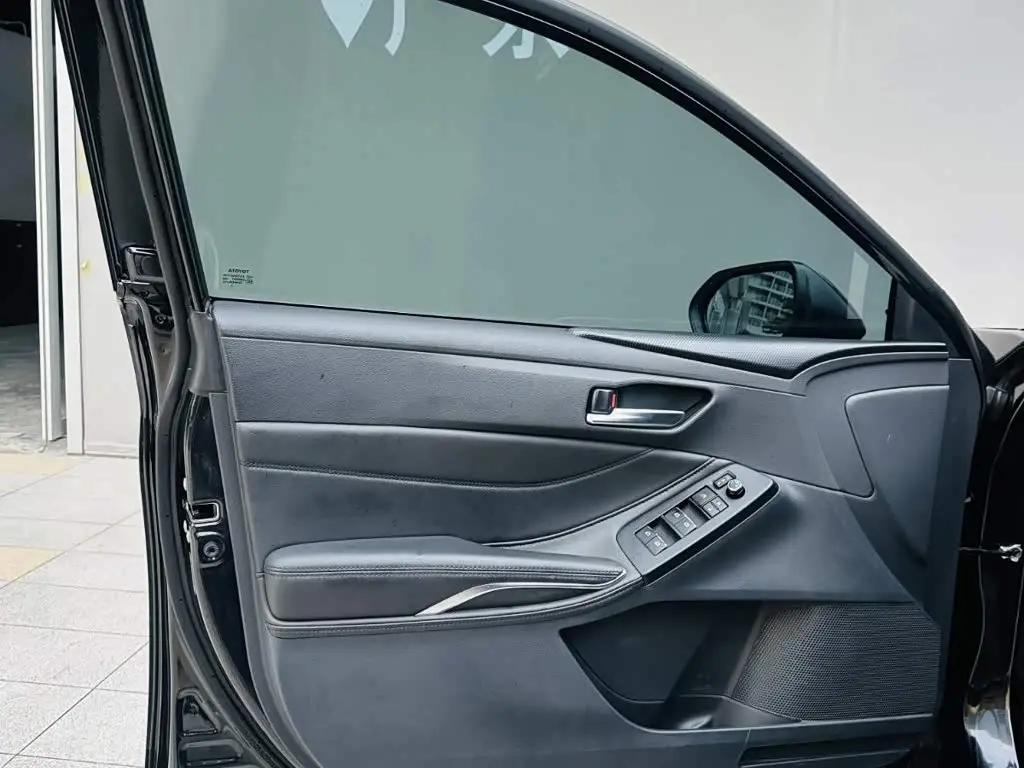 Toyota Avalon 2023 — Photo 20/20