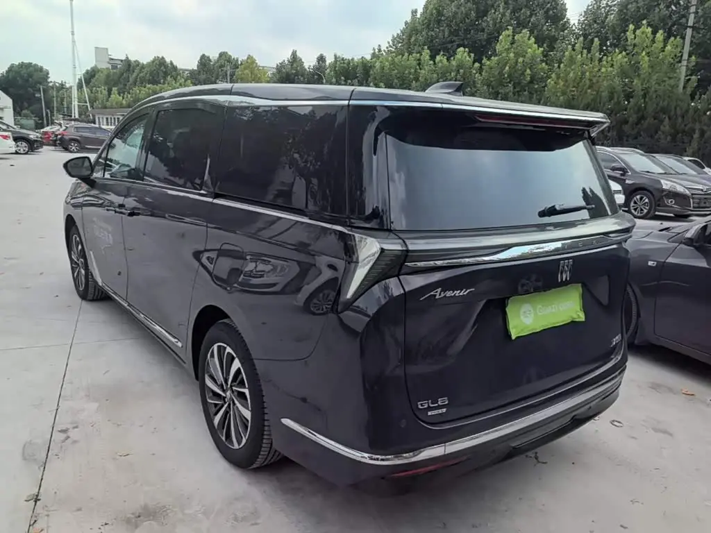 Buick GL8 New Energy 2025 — Photo 5/20