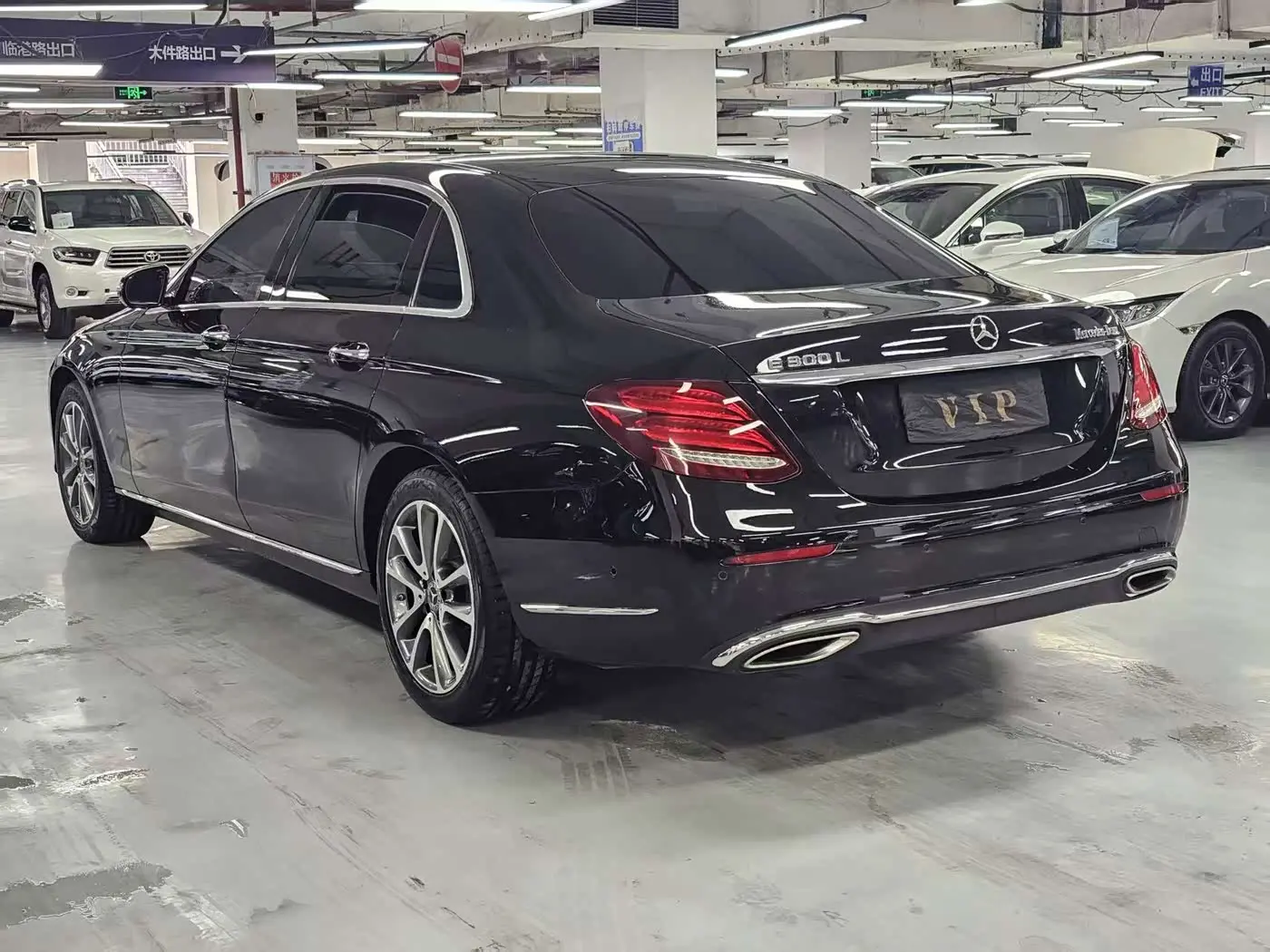 Mercedes-Benz E-Class 2019 — Photo 19/19