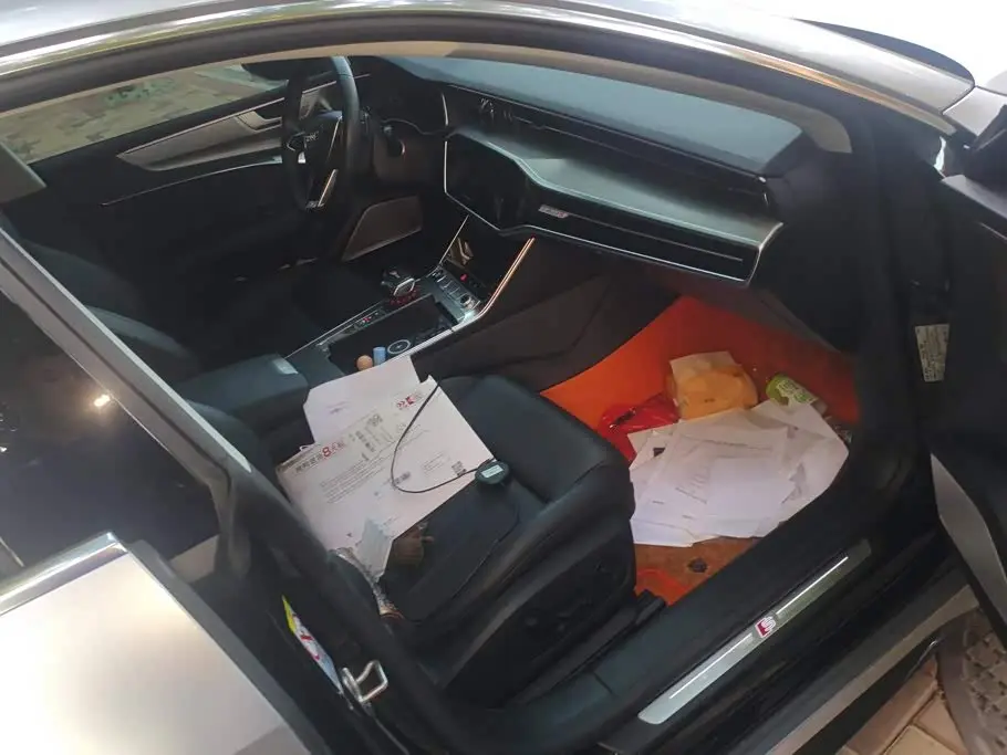 Audi A7 2024 — Photo 8/16