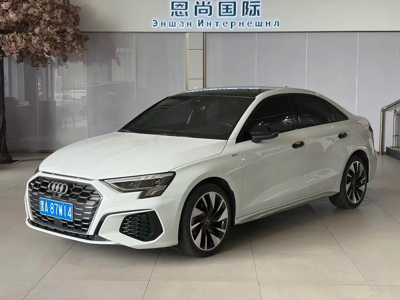Audi A3 2022 — Photo 1/15