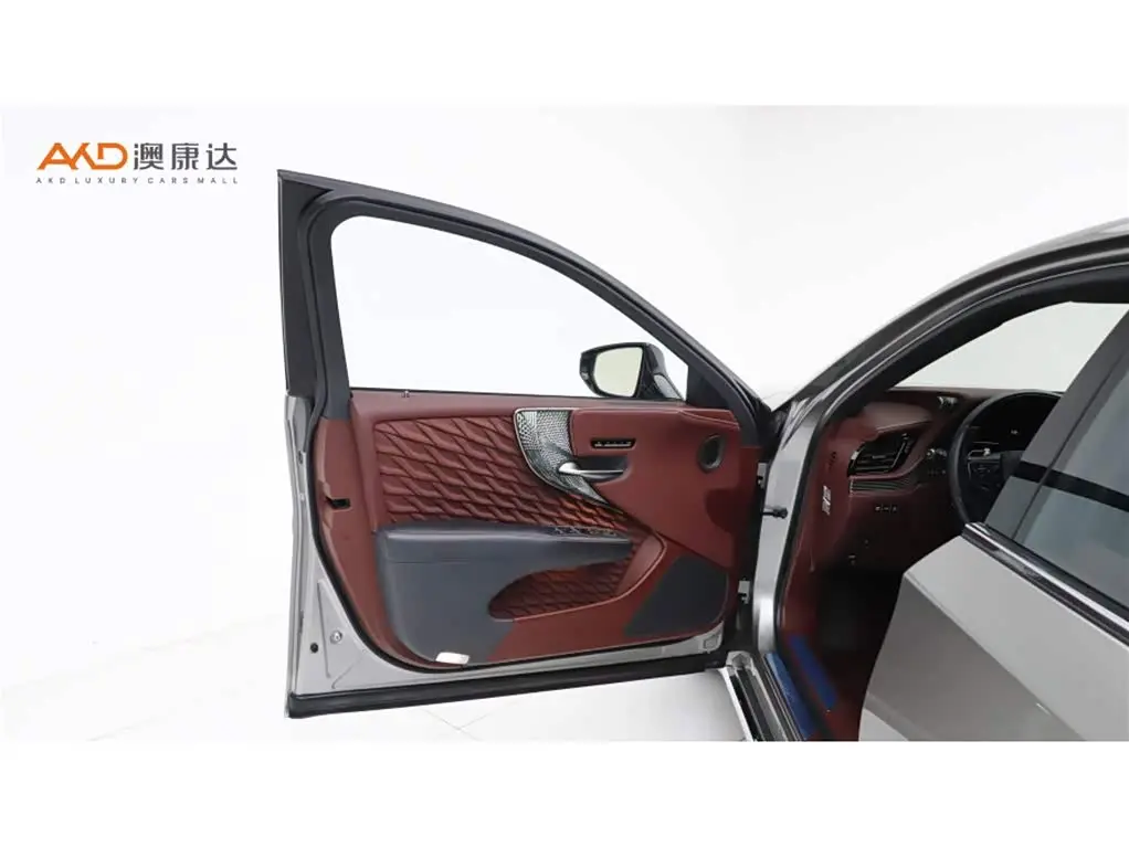 Lexus LS 2021 — ფოტო 10/10