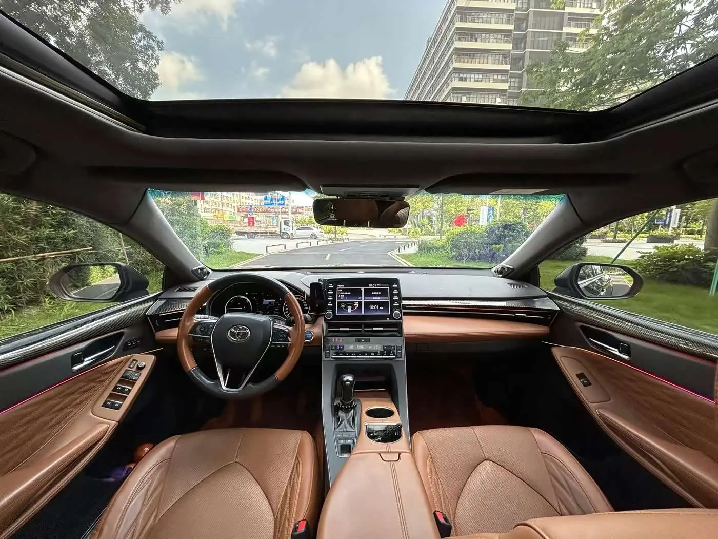 Toyota Avalon 2019 — Фото 8/9