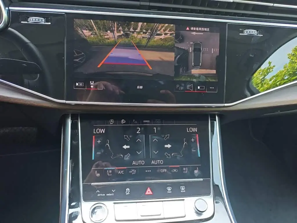 Audi Q7 2025 — Photo 13/20