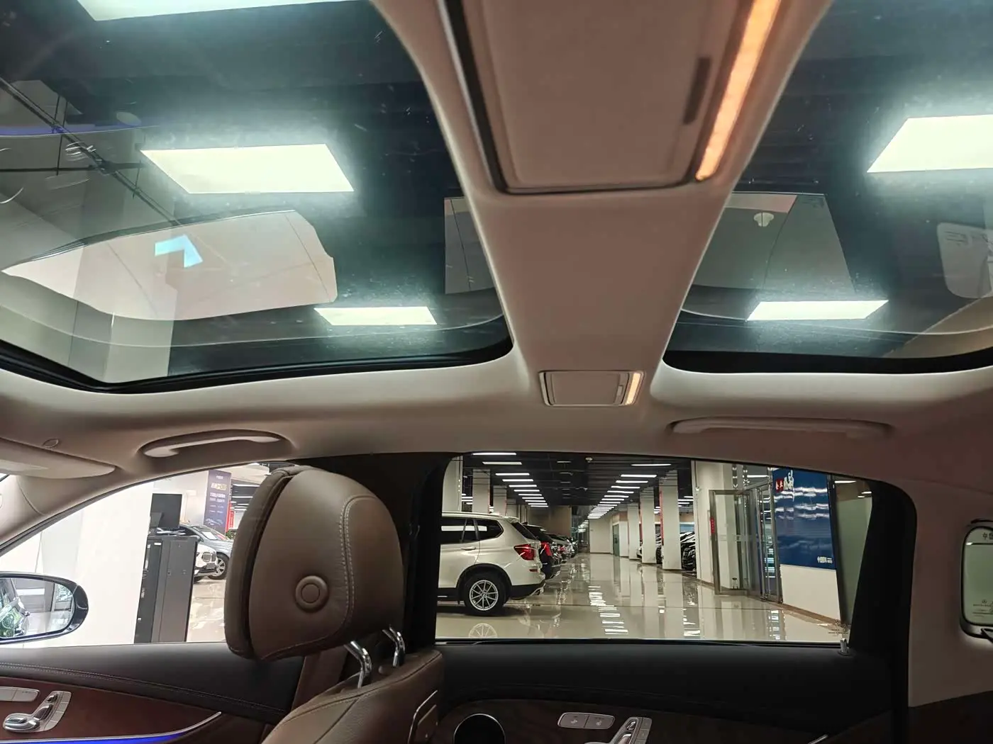 Mercedes-Benz E-Class 2017 — Şəkil 10/20