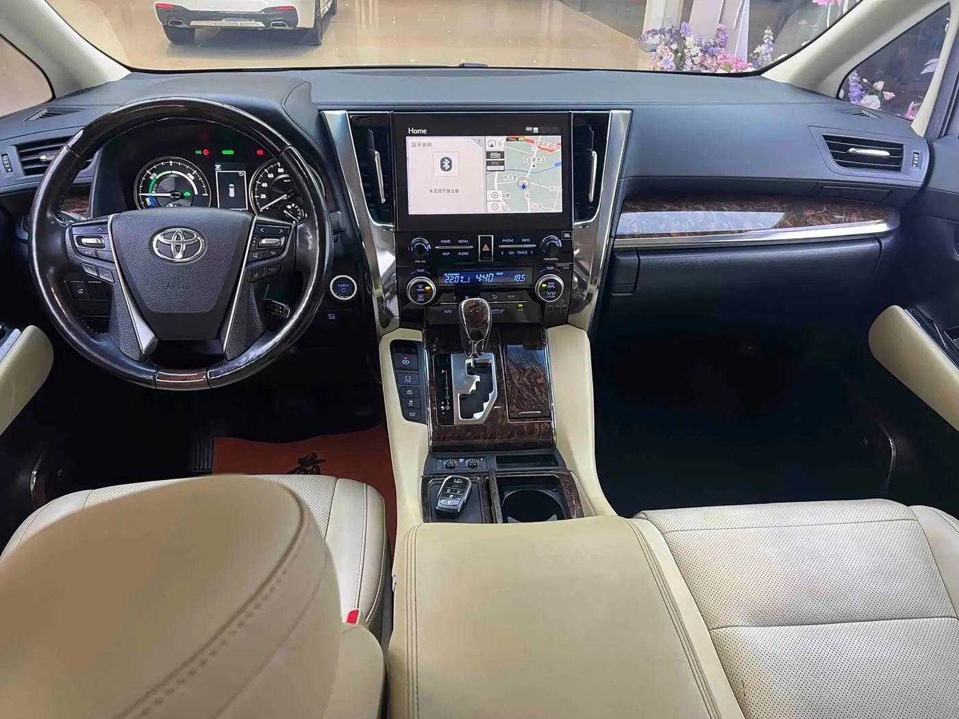 Toyota Alphard 2021 — Şəkil 5/20