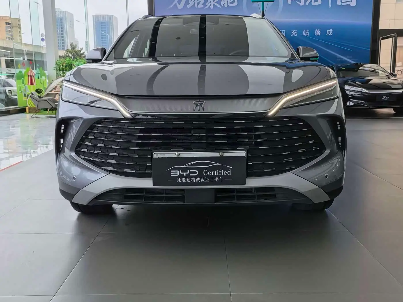 BYD Song L DM-i 2025 — Фото 2/10