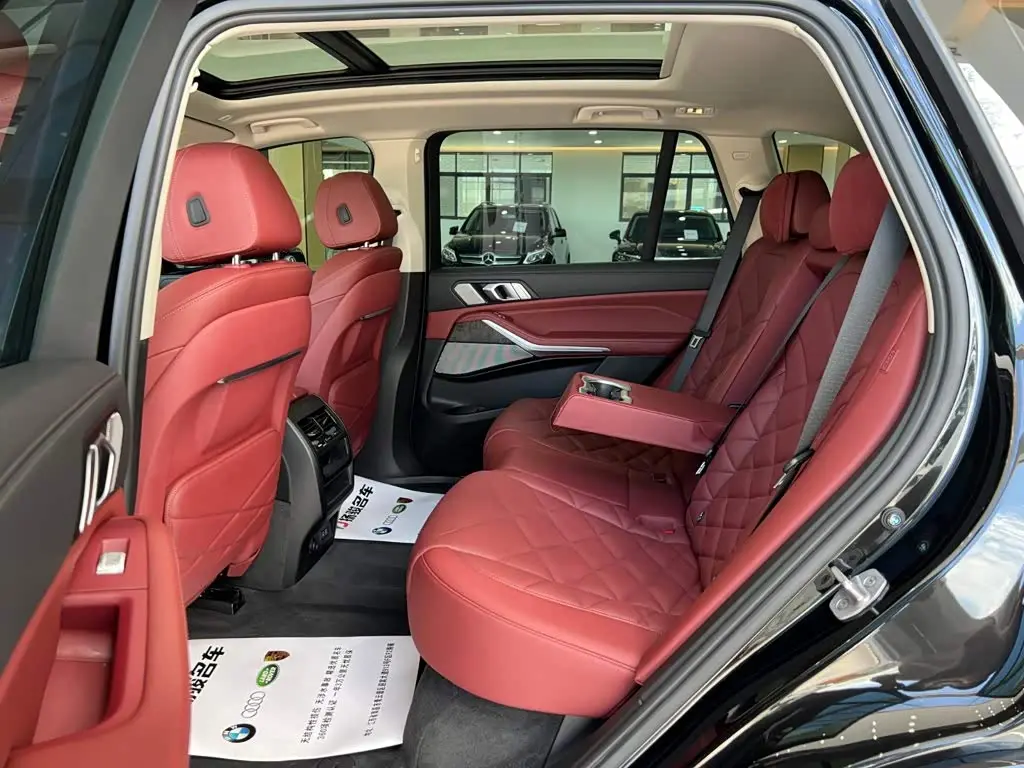 BMW X5 2023 — Photo 9/14