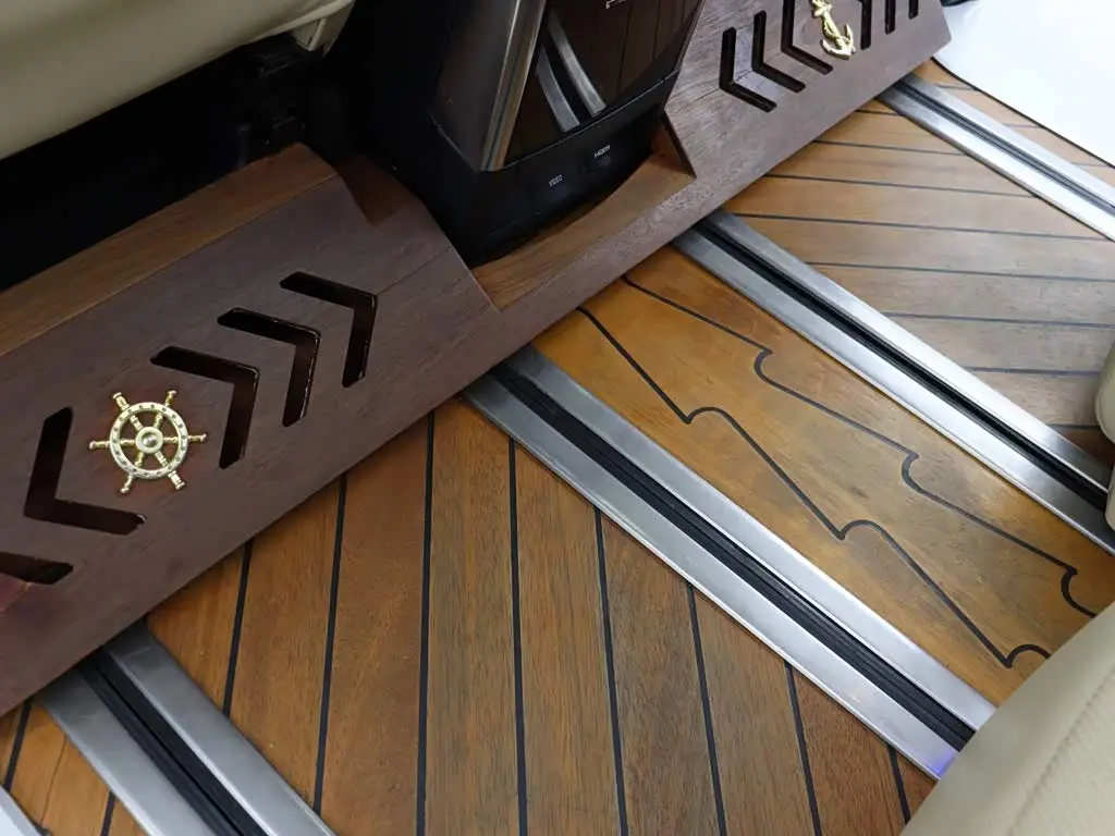 Toyota Alphard 2017 — Photo 9/20