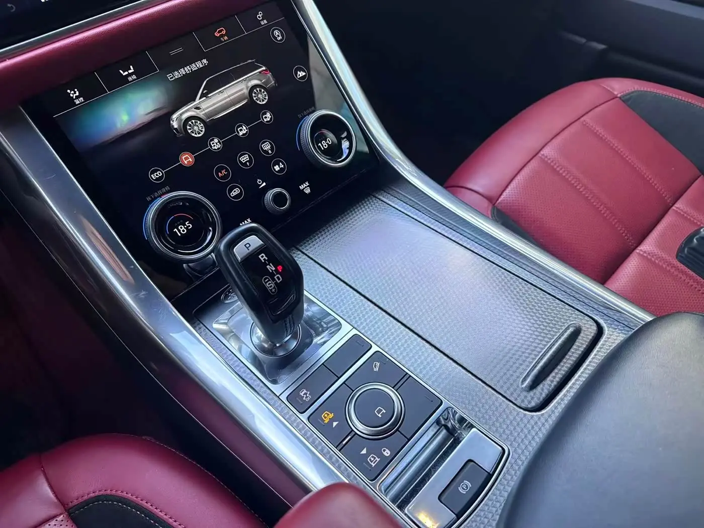 Land Rover Range Rover Sport 2019 — Photo 10/20