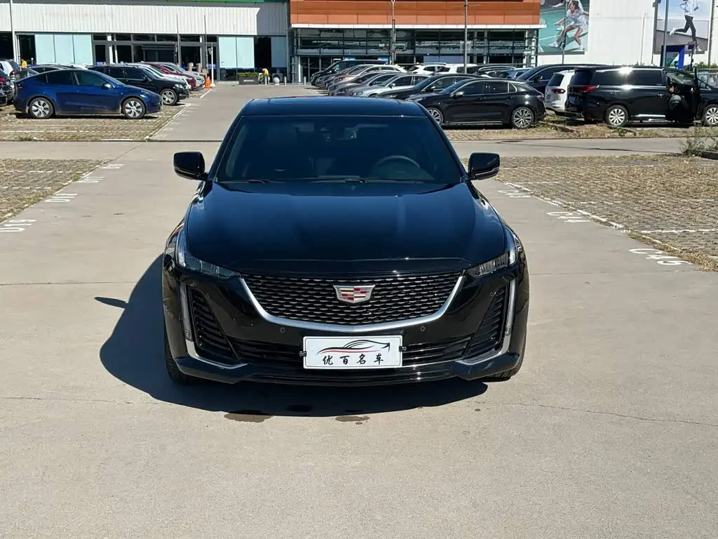 Cadillac CT5 2023 — Фото 2/20