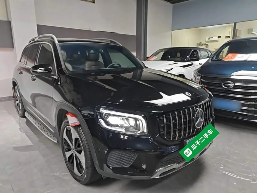 Mercedes-Benz GLB 2022 — Фото 4/20