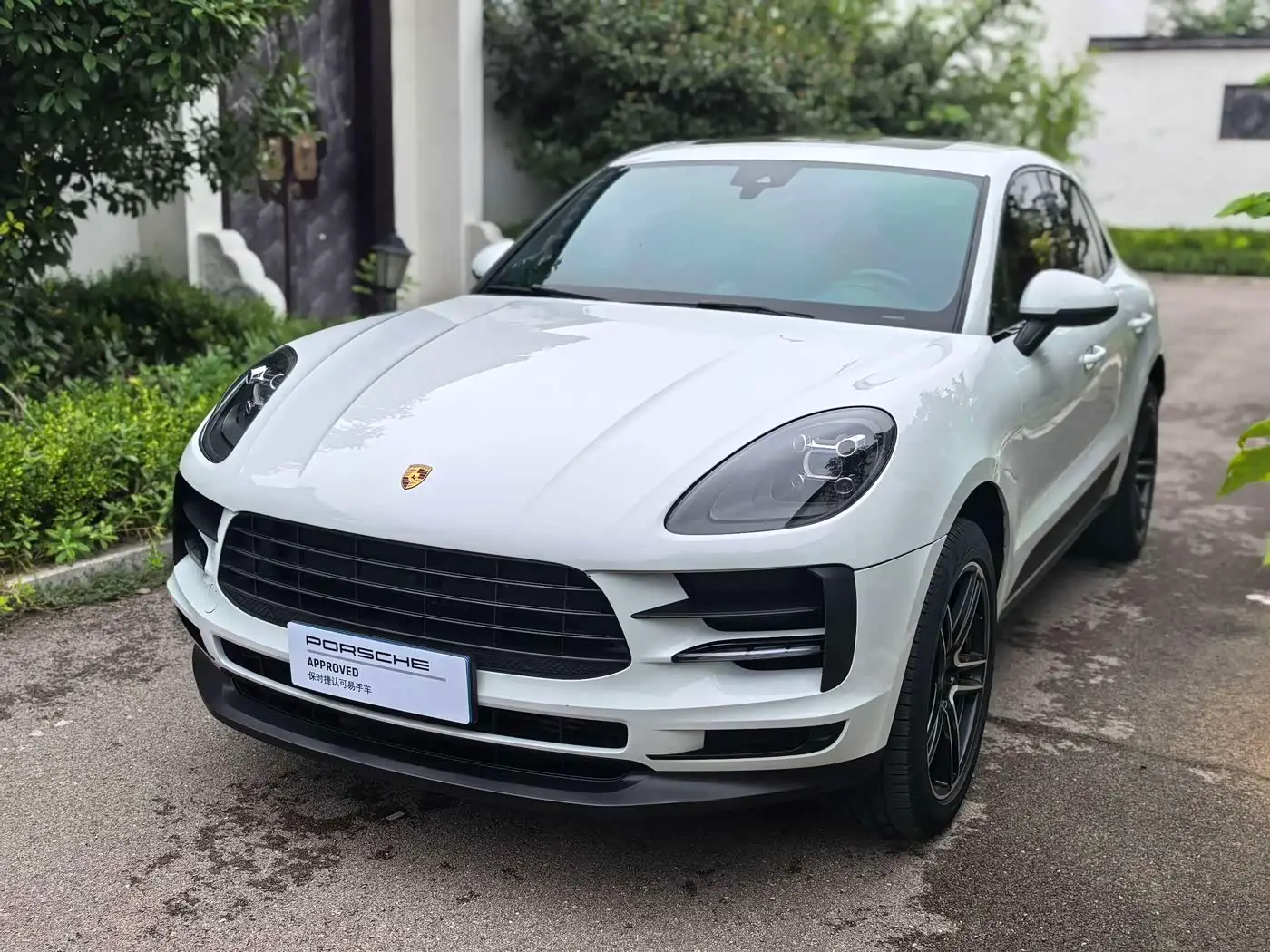 Porsche Macan, 2022