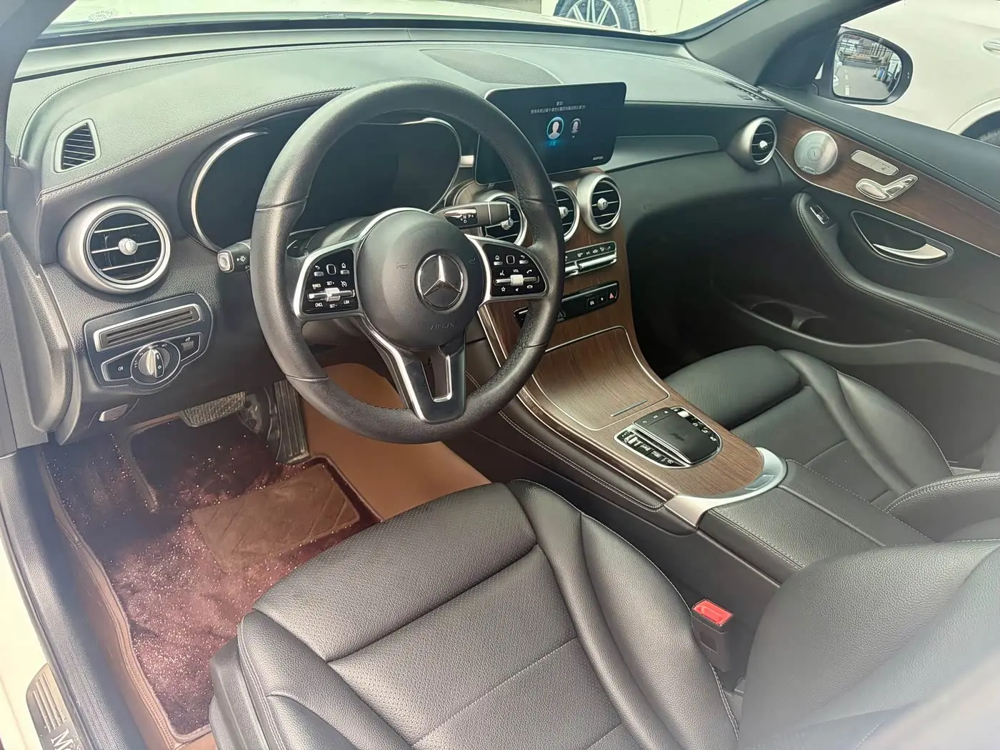 Mercedes-Benz GLC 2021 — Фото 17/20